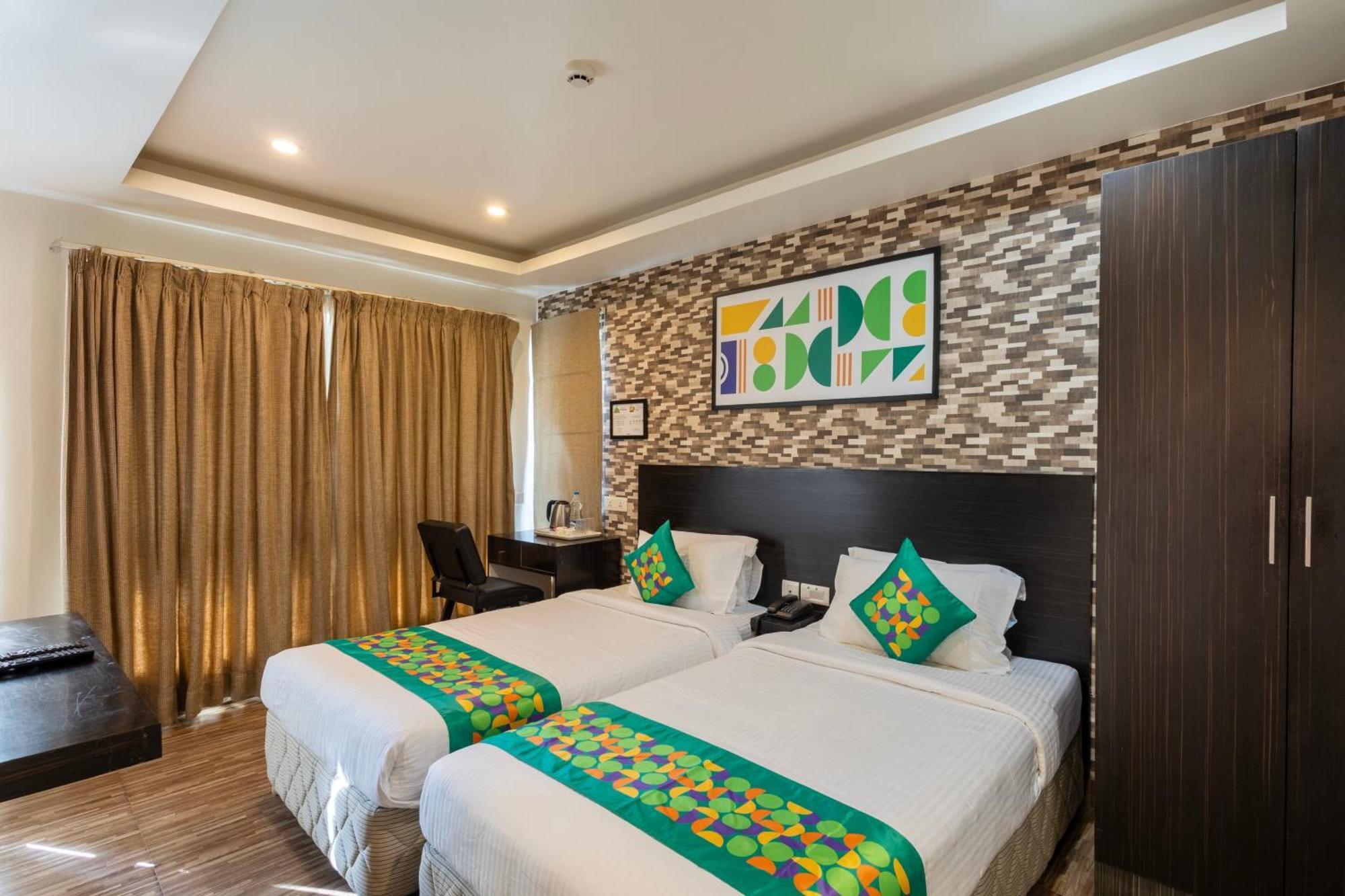 Treebo Premium Twin Star Hotel Chennai Exterior photo